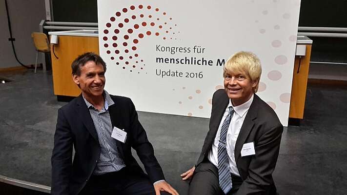 Prof. Wienecke auf dem Kongress für Menschliche Medizin  in Frankfurt/Main