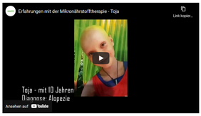 Toja hat Alopezie und mit Mikronährstoffanalyse wachsen ihre Haare wieder
